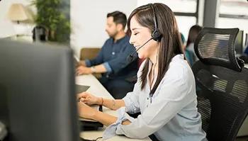 Dedicated shipping support customer support agent assisting with auto transport